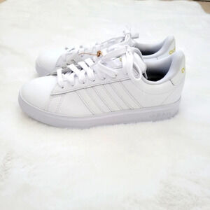 Adidas grand court 2.0 white sneakers size 5